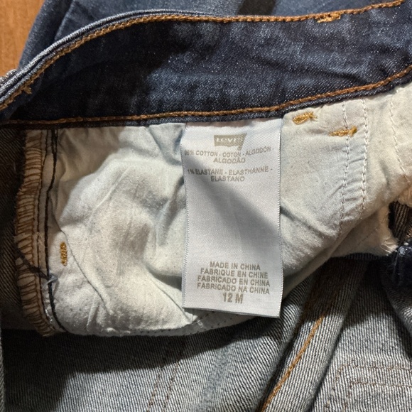 Levi’s 526 Slender Bootcut Jeans - Picture 8 of 9